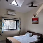 Lavish Villa - 3 Bhk Pool With Lawn