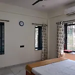 Mannat Villa With Swimming Pool And Garden