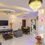 Vira Villa
