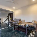 Stayvista At Seraphim Peak With Pool & Views