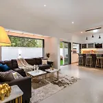 Stayvista At Casa Elyra With Pool, Ac, Balcony