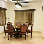 Twin Tower 8 Bhk Villa By Rubha Hospitality
