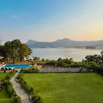 Luxurious Infinity Pool Villa Overlooking Pawna Lake Best For Parties And Events