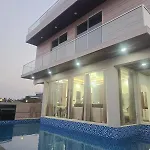 Discovery Bungalow