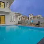 Ll Empyrean Stays Ll 2Bhk Enfield Villa Ll Ac Ll Pvt Pool Ll