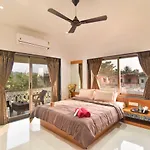 Woodland Villa
