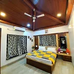 Hillside Crystal Villa