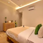 Emerald Bliss With Heated Pool & Outdoor Theatre
