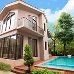 Seven Sands Villas