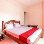 Stayvista\'S Greenwoods Villa 8 - City-Center Villa With Private Pool, Terrace, Lift & Ping-Pong Table
