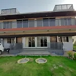 3Bhk Luxury Villa Near Della Adventure Lonavala