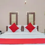 Oyo Flagship 23096 Laxmi Residency