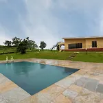 Stayvista\'S Shivom Villa 8 - A Serene Escape With Views Of The Valley And Lake