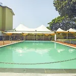 Oyo 6800 Purohit Holiday Resort