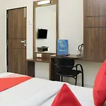 Oyo 22692 Flagship Strand Resort