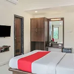 Oyo 22692 Flagship Strand Resort