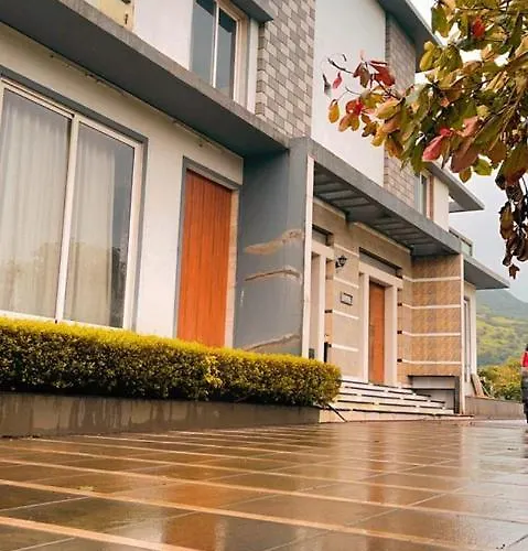 White Rose Villa