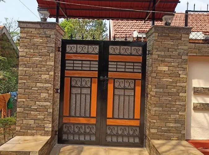 Singh Cottage