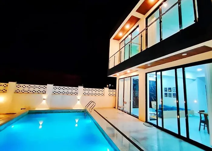 Littlewoods Villa Iris