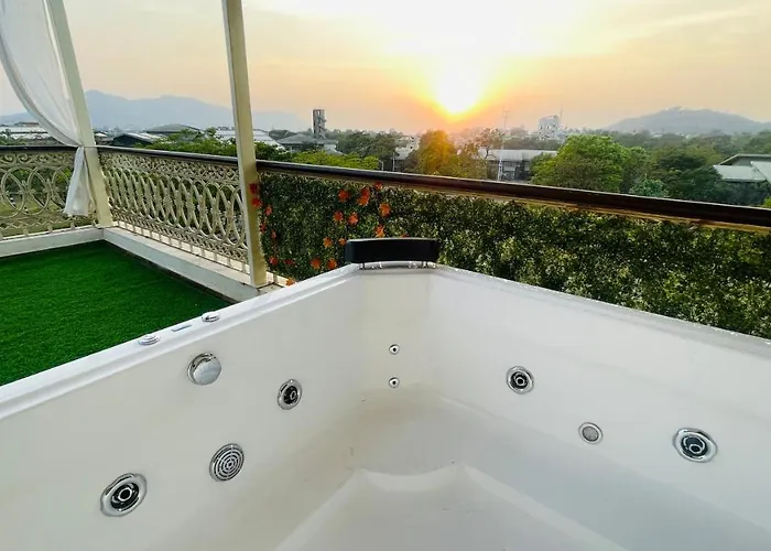 Villa Euphoriaa 4Br Jacuzzi Pvtpool Theatre