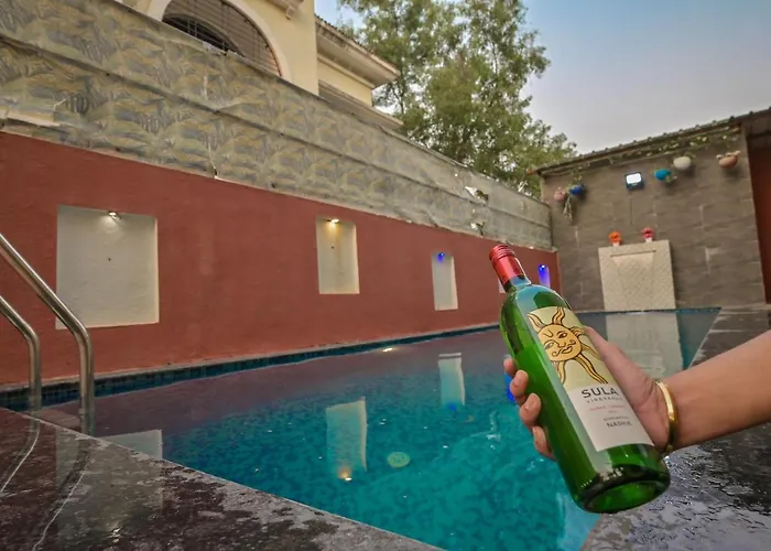 Empyrean Stay Ll Shandaar Villa Ll3Bhk Ll Ac Ll Pool Ll Party Area