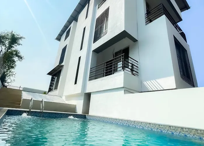 Havana Villa By Signature Suites Gold