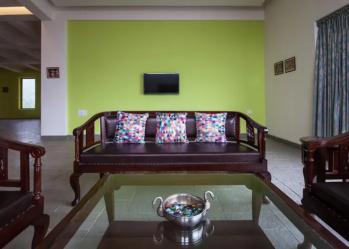 Stayvista\'S Shivom Villa 8 - A Serene Escape With Views Of The Valley And Lake