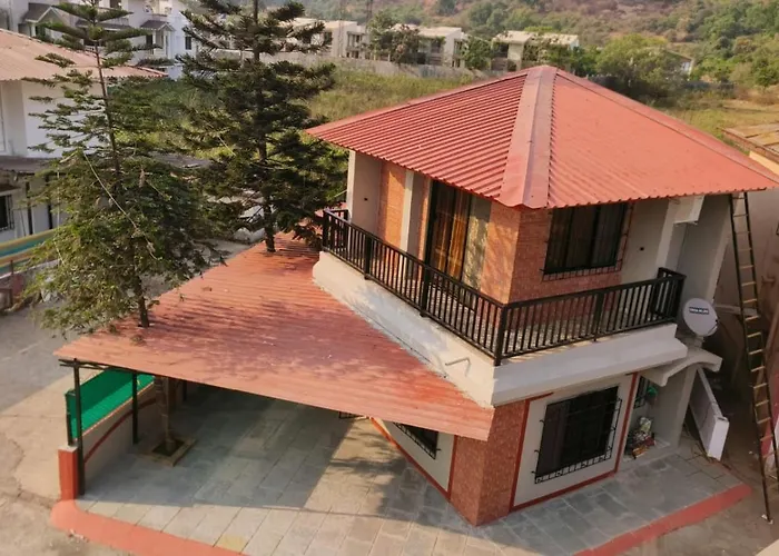 Upper Deck Villa