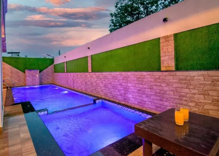 Laughtale Villa 4Bhk Swimming Pool