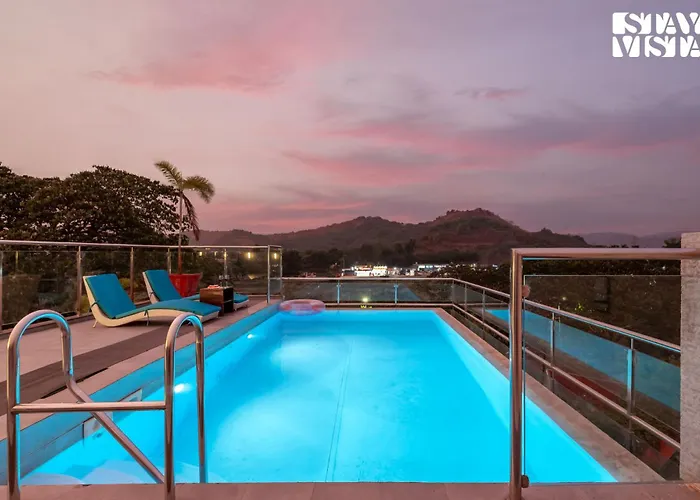 Stayvista At Nova Nest With Rooftop Pool