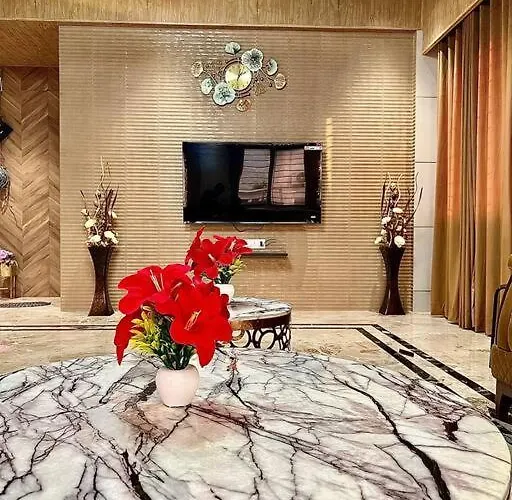 Mount Retreat 4Bhk Big Indoor Party Pool
