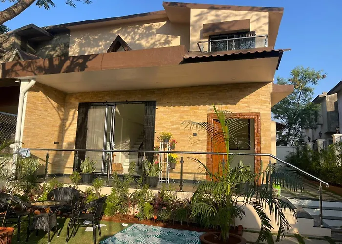 Lavish Villa - 3 Bhk Pool With Lawn