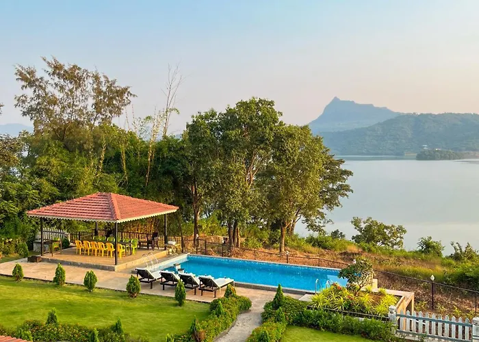 Luxurious Infinity Pool Villa Overlooking Pawna Lake Best For Parties And Events