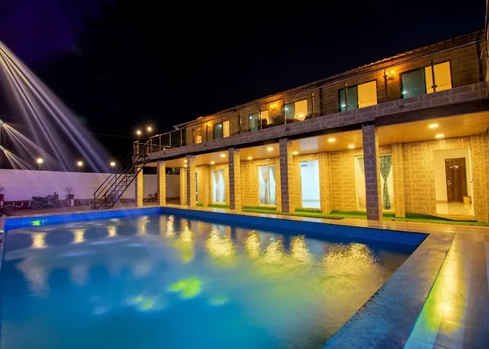 Empyrean Stay II 6Bhk II Samrat Villa II Ac II Pvt Pool Ll Largest Pool Ll