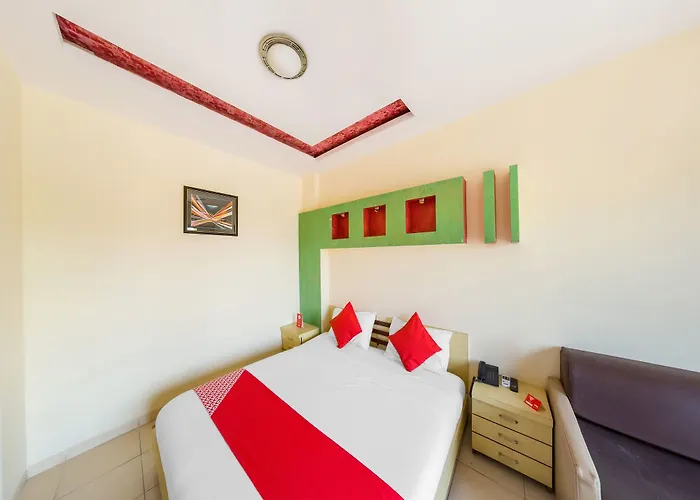 Oyo 13931 Hotel Neeta\'S Inn