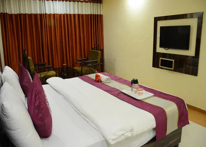 Oyo Rooms Gold Valley Road Lonavala