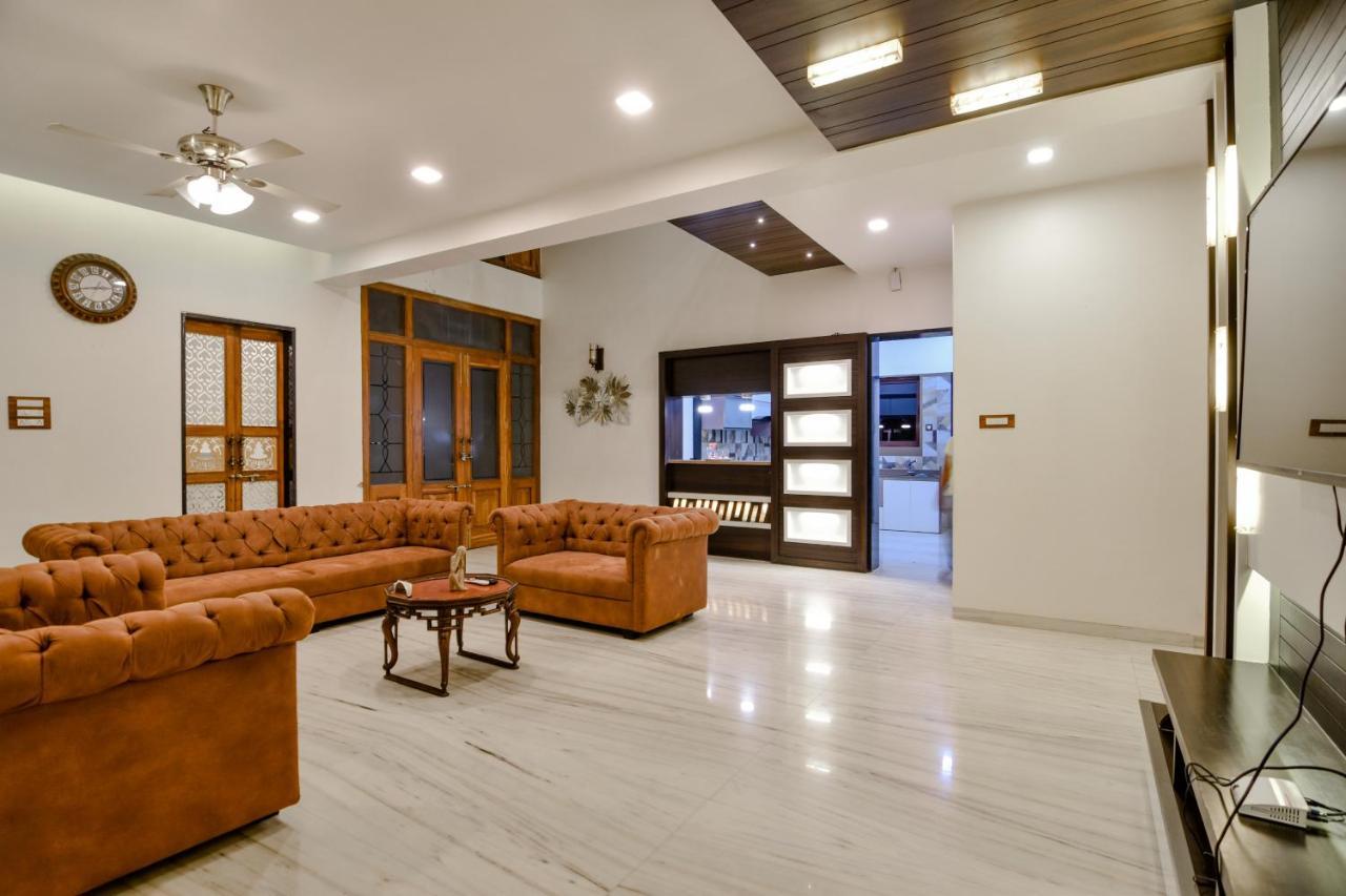 Villa Lifeline Villas- Taraangan 4-0 Lonavala