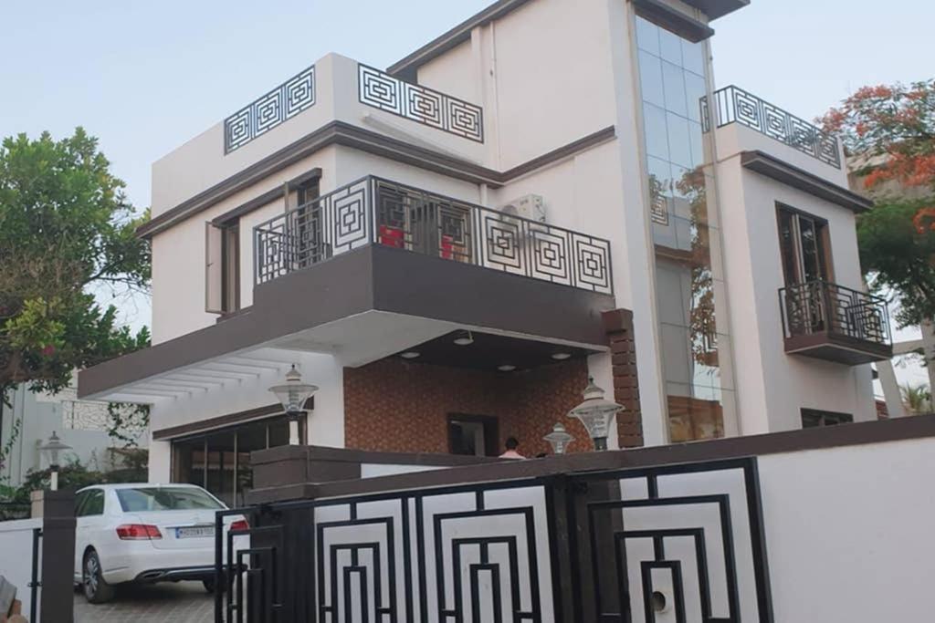 Villa Trident Hill View 4bhk *