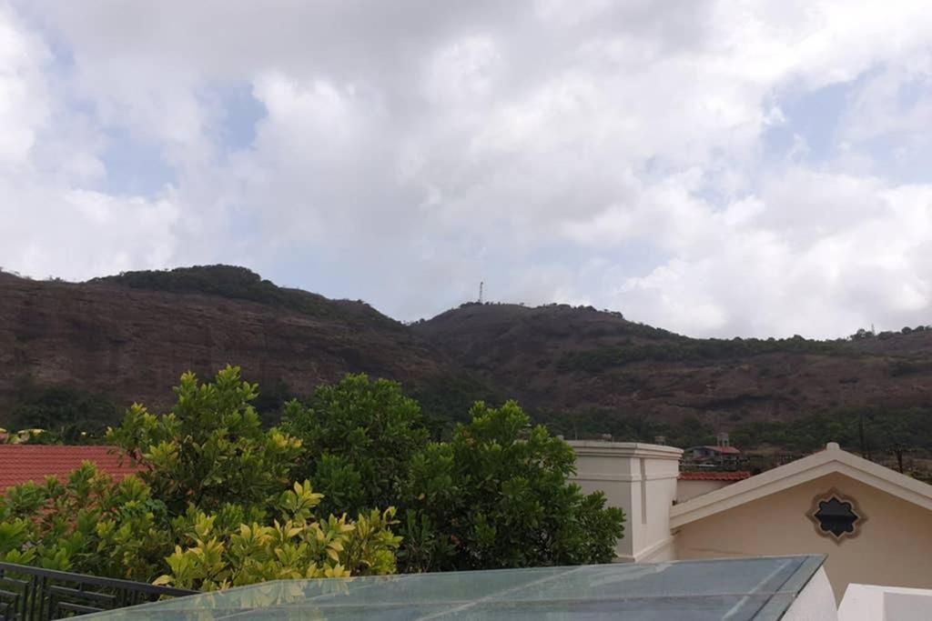 Villa Trident Hill View 4bhk *