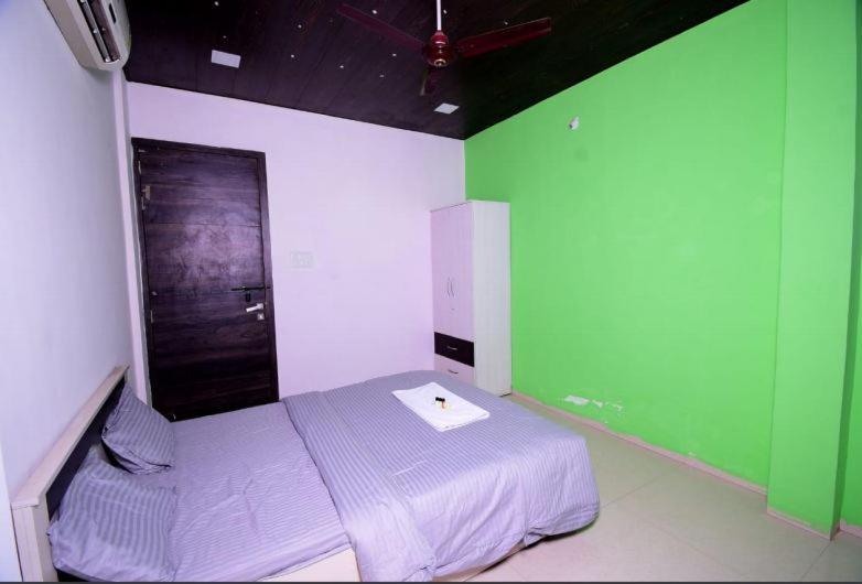 Paras 4bhk Lonavala