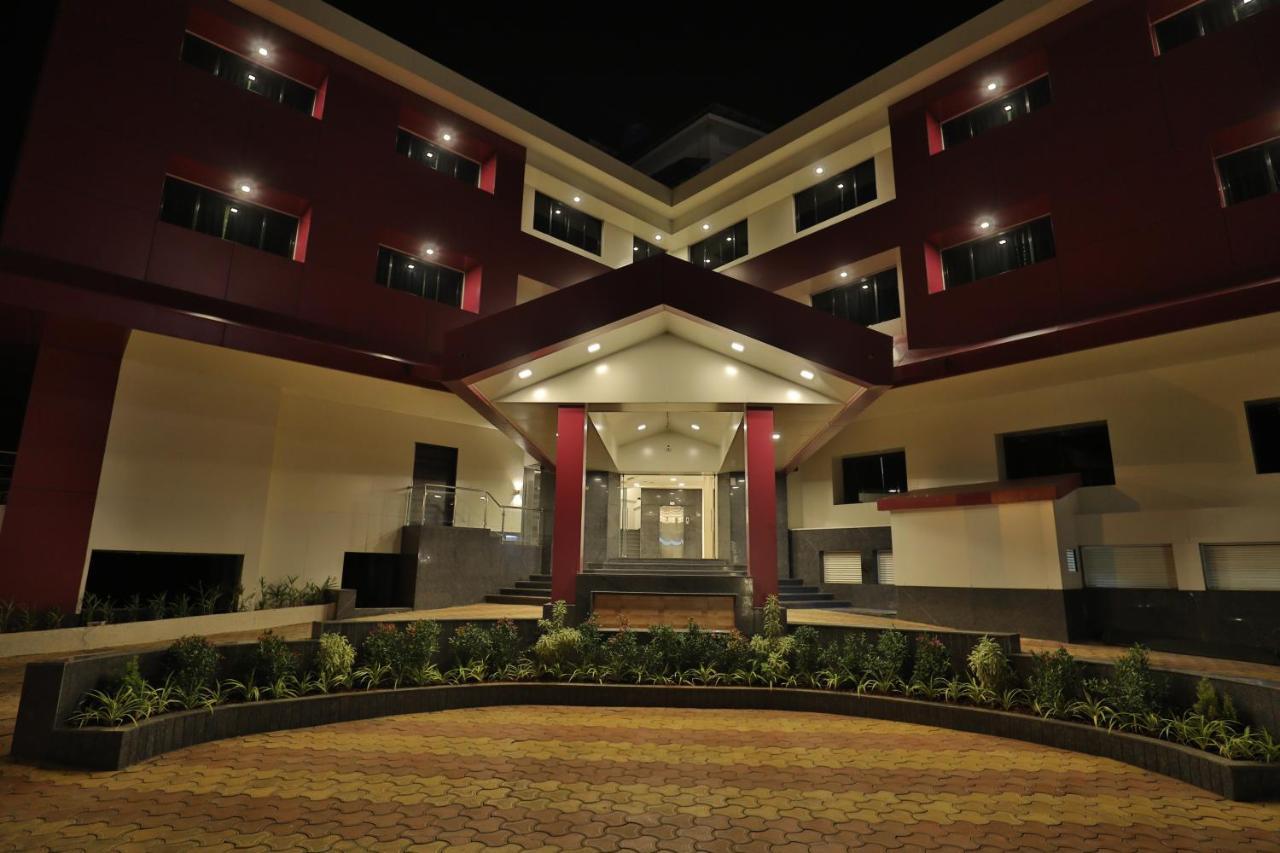 Imperial Grande Hotel Lonavala