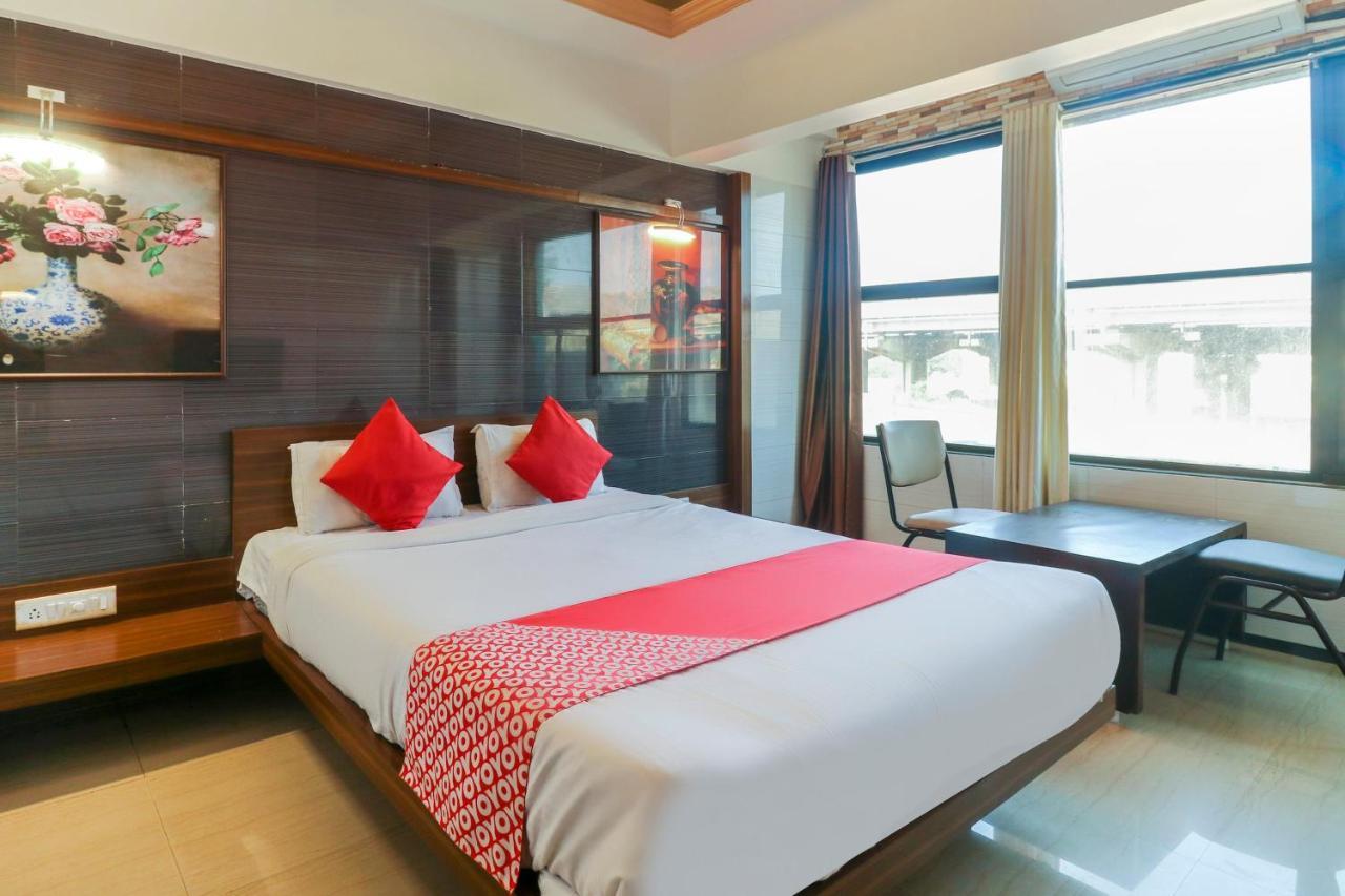 Oyo 24161 Centre Point Hotel Lonavala