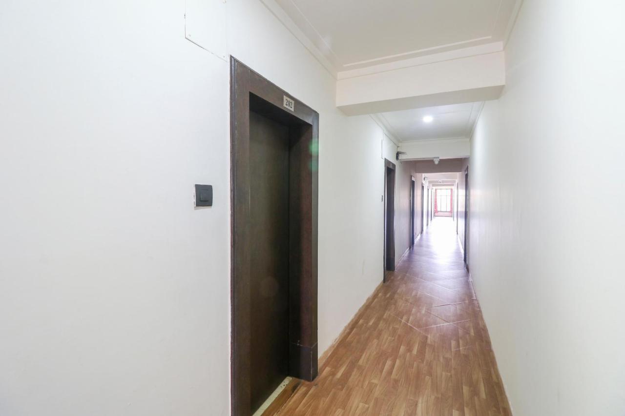 Oyo 24161 Centre Point Hotel Lonavala