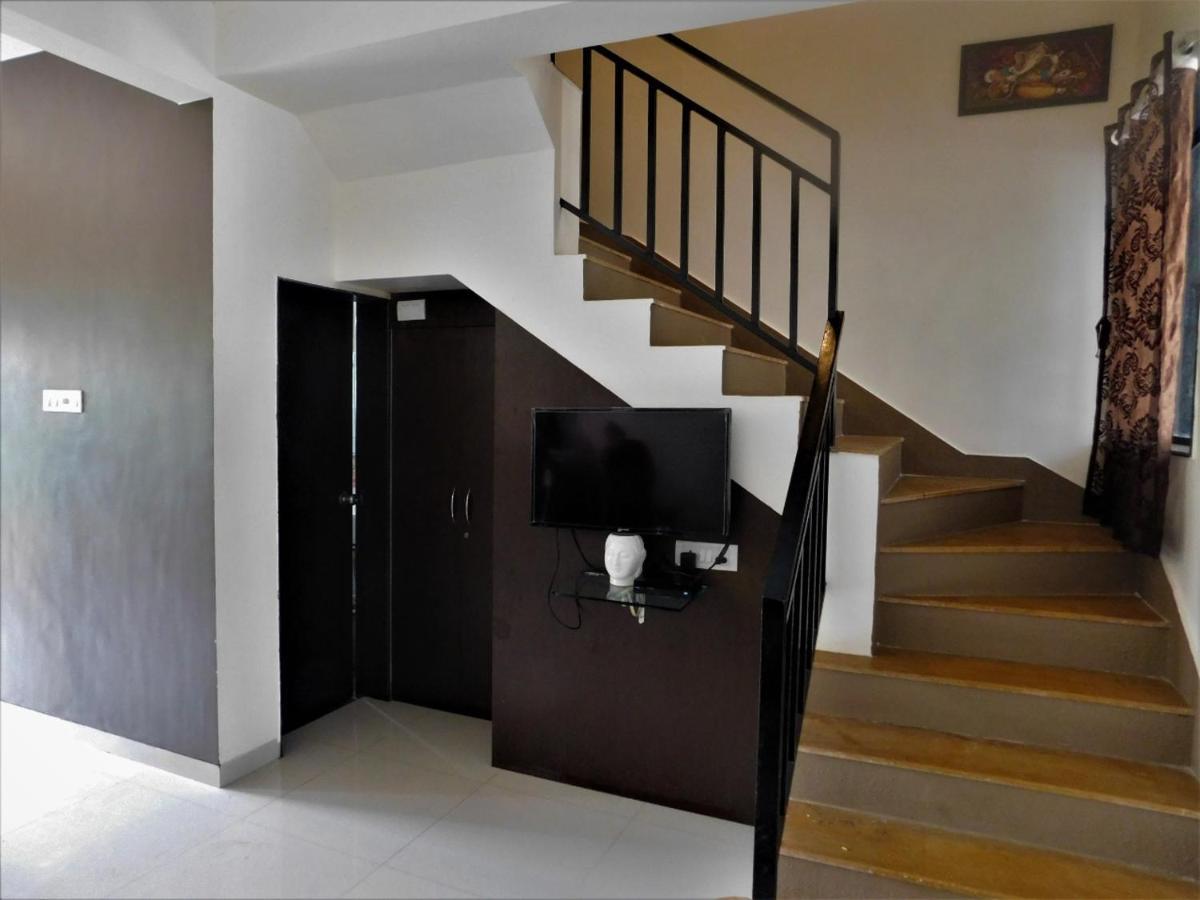 Hempriya - 3bhk Wit A Private Pool * Lonavala