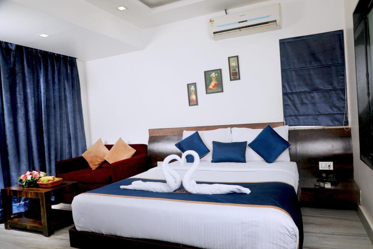 Planet Four Hotel