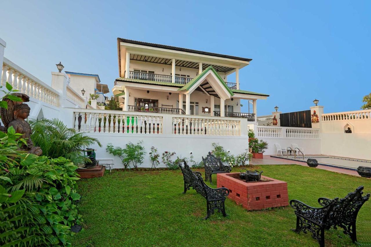 Ananda Villa: Serene Mountain Retreat With Heritage Charm Villa *