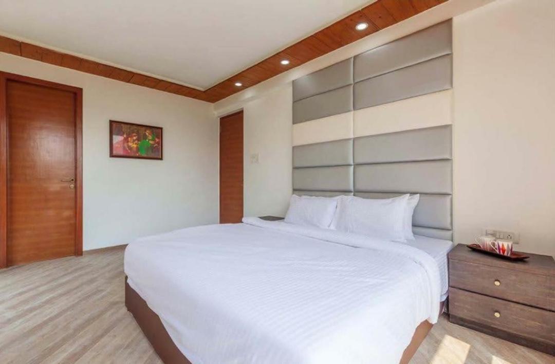 Tripperstays Present Casapringfield At * Lonavala