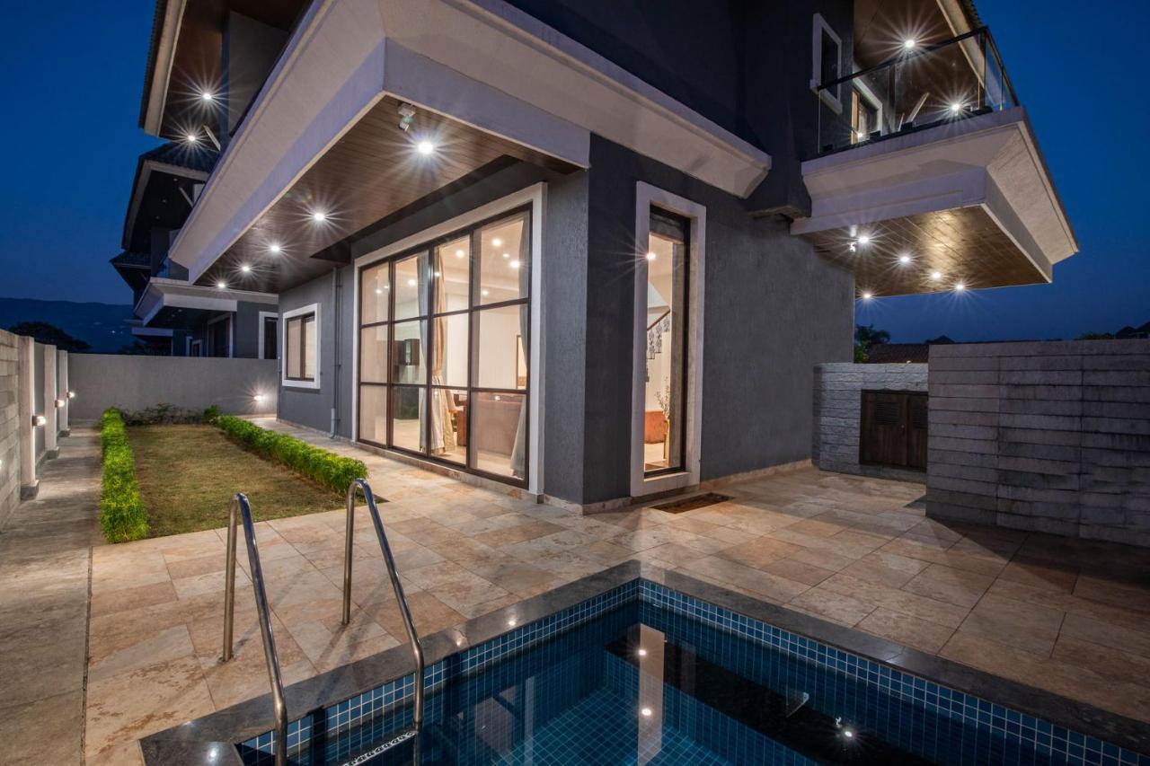 Stayvista's Hillside Cove - Mountain-view With Plunge Pool & Kids Zone Villa
