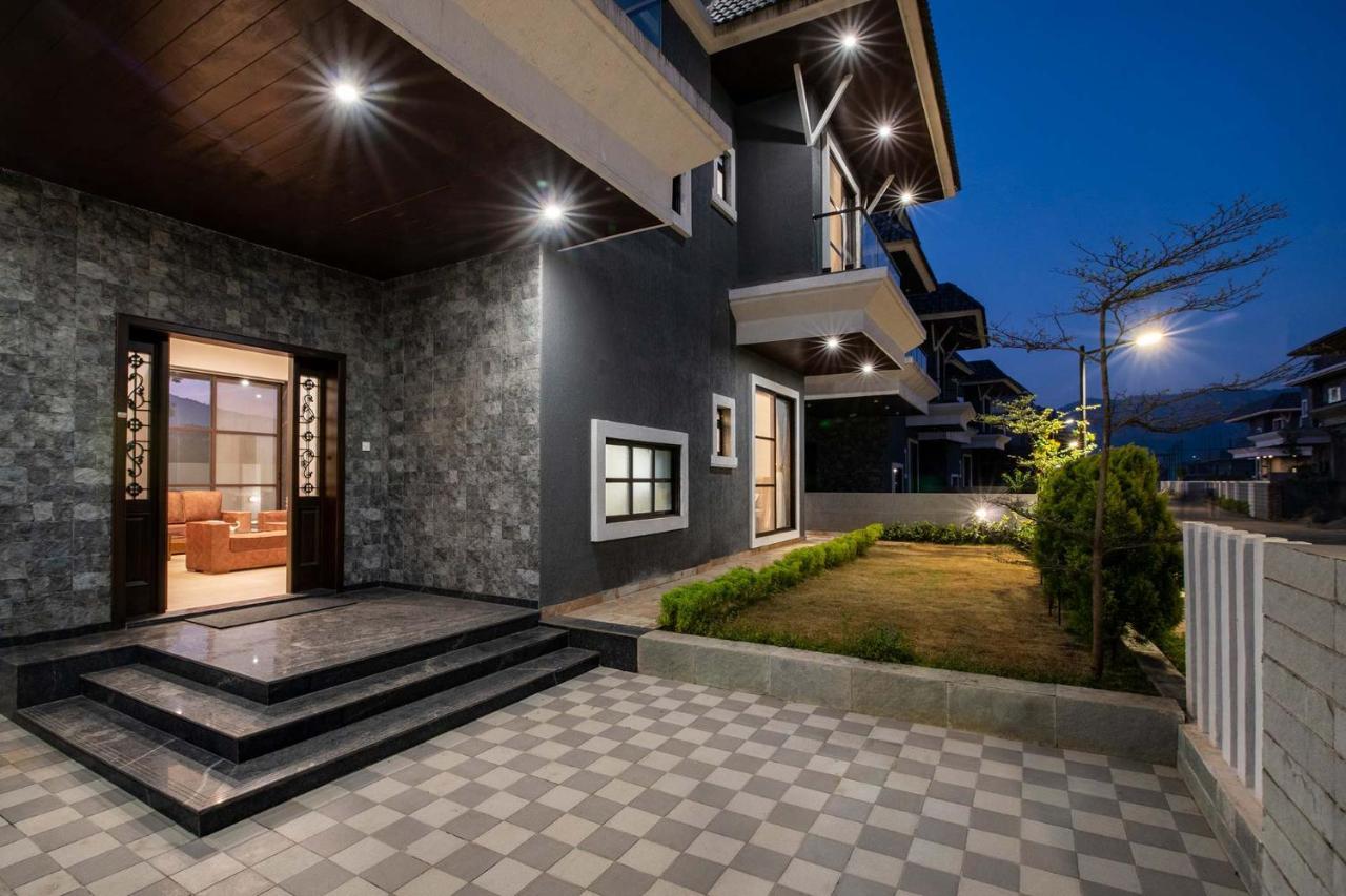 Stayvista's Hillside Cove - Mountain-view With Plunge Pool & Kids Zone Villa *