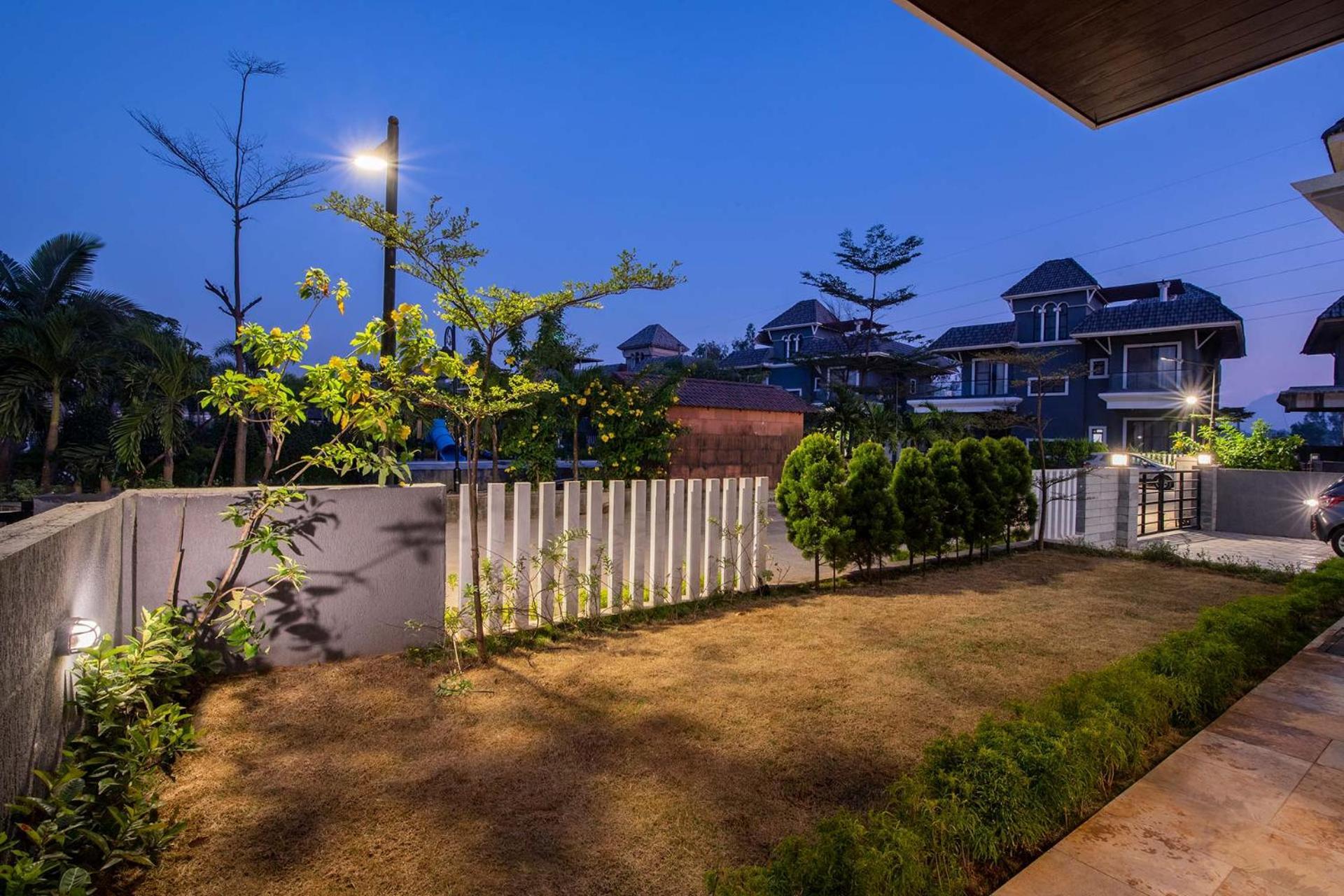 Villa Stayvista's Hillside Cove - Mountain-view With Plunge Pool & Kids Zone